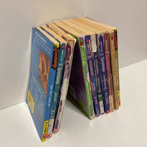 Lot Of 10 Vintage Goosebumps Books - Picture 7 of 8